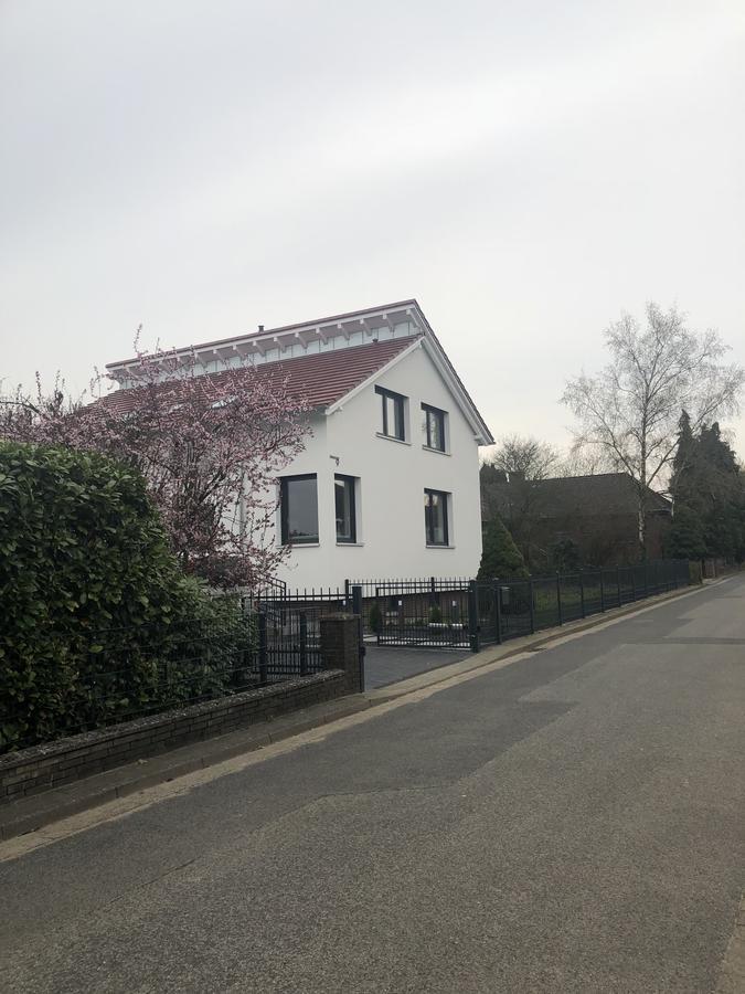 Laatzen Stylische Wohnung In Ruhiger Lage, Sehr Messenah מראה חיצוני תמונה